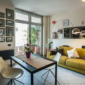 Modern Giovanni Square Iun Q6922 Appartamento